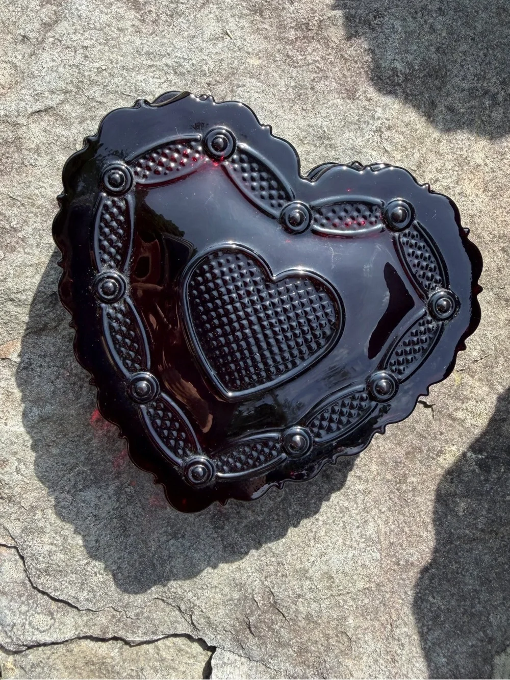Vintage Avon Heart Cape Cod Red Glass Jewelry Trinket Dish